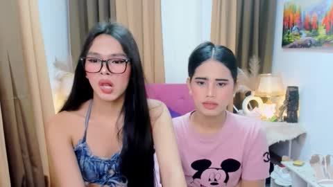 Snapshot of asian_mooreen chatting on 10, 11, 2025 mooreen online show from 10, 11, 2025