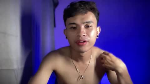 Snapshot of asian_paulox chatting on 2, 12, 2025 asian_paulox online show from 2, 12, 2025