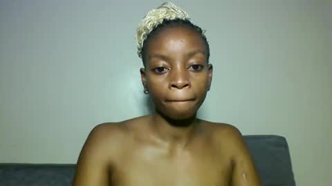 Snapshot of asian_pinay01 chatting on 8, 11, 2025 Asia online show from 8, 11, 2025