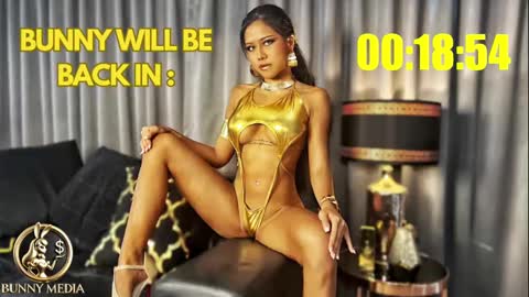 BUNNY WILDER online show from 1, 2, 2025