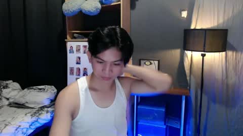 Snapshot of asian_wayne chatting on 29, 1, 2025 wayne online show from 29, 1, 2025