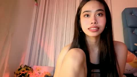 Snapshot of asianbabecandy chatting on 18, 2, 2025 candy online show from 18, 2, 2025