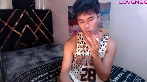 asiancum_peter online show from 23, 3, 2026