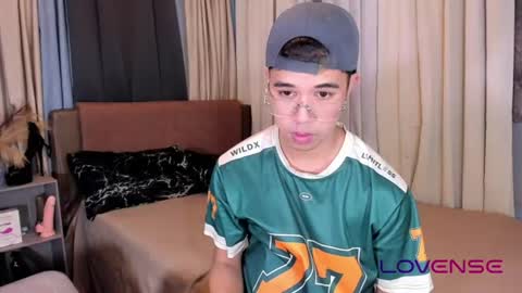 asiancum_peter online show from 14, 7, 2026