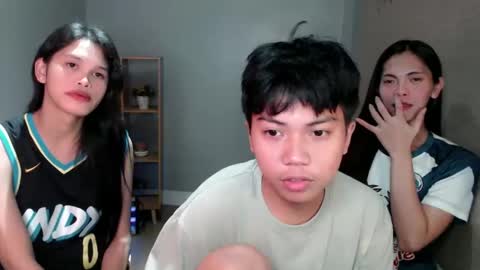   online show from 18, 12, 2024