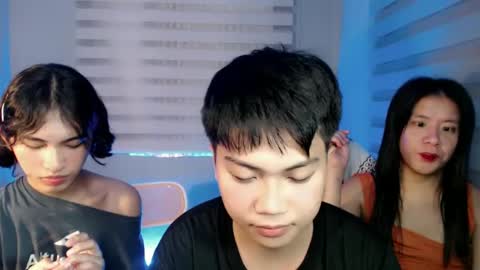   online show from 29, 1, 2025