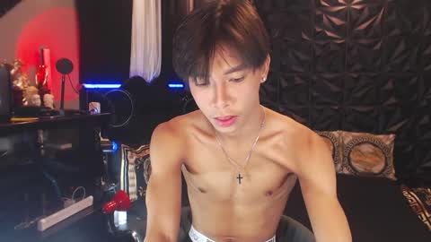 Snapshot of asianfuckertwink chatting on 25, 11, 2025 asianfuckertwink online show from 25, 11, 2025