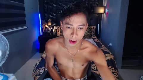 Snapshot of asianfuckertwink chatting on 14, 12, 2025 asianfuckertwink online show from 14, 12, 2025