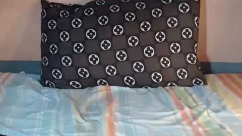 Miss Audrey L Monel online show from 16, 2, 2025