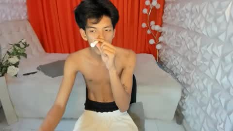 asiankingfucker online show from 24, 4, 2026