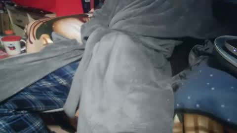 Snapshot of asianlooker chatting on 22, 12, 2024 John online show from 22, 12, 2024