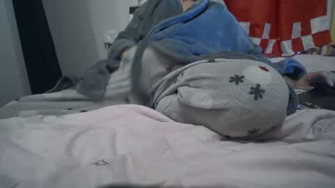 Snapshot of asianlooker chatting on 30, 12, 2024 John online show from 30, 12, 2024