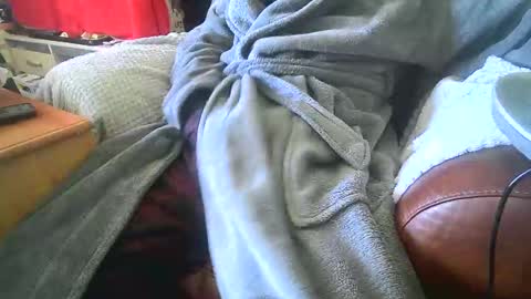 Snapshot of asianlooker chatting on 27, 2, 2025 John online show from 27, 2, 2025