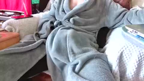 Snapshot of asianlooker chatting on 2, 12, 2025 John online show from 2, 12, 2025