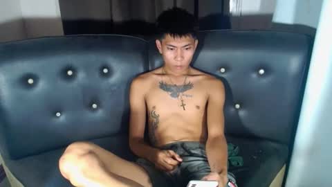 Snapshot of asianplayboyx chatting on 27, 2, 2025 mark online show from 27, 2, 2025