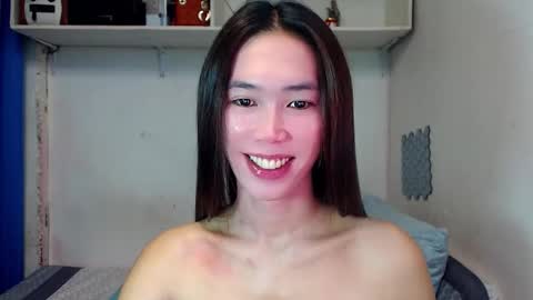 J A D E online show from 30, 11, 2025