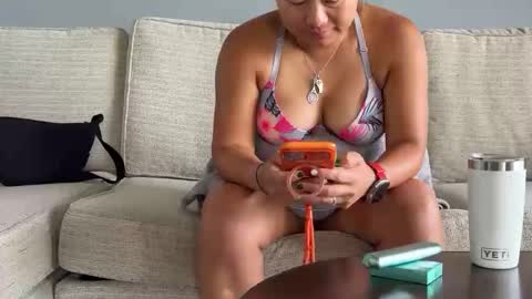 asiansquirtgirl online show from 11, 5, 2026
