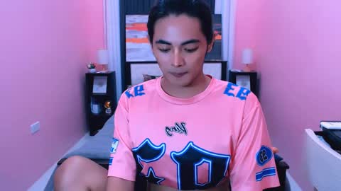 asianverstwink online show from 25, 5, 2026