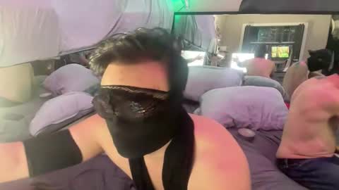 Snapshot of asianwhite109430742176 chatting on 15, 12, 2025 asianwhite109430742176 online show from 15, 12, 2025