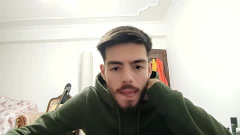 Snapshot of asihandsome06 chatting on 8, 12, 2024 asihandsome06 online show from 8, 12, 2024