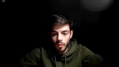 Snapshot of asihandsome06 chatting on 5, 1, 2025 asihandsome06 online show from 5, 1, 2025