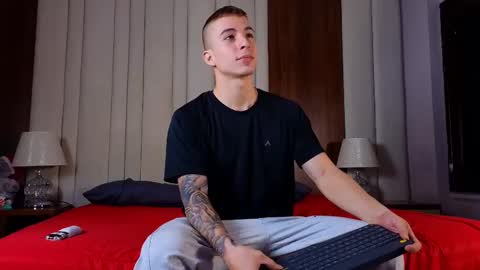 Snapshot of asmodeo_cox chatting on 7, 1, 2025 Asmodeo - online show from 7, 1, 2025