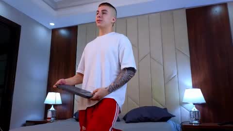 Snapshot of asmodeo_cox chatting on 13, 1, 2025 Asmodeo - online show from 13, 1, 2025