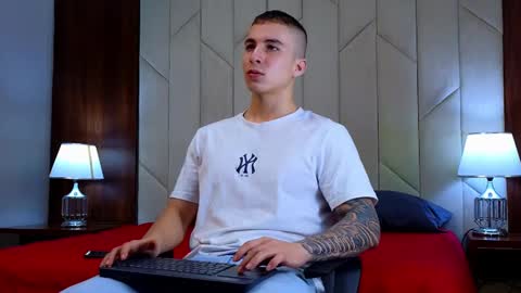 Snapshot of asmodeo_cox chatting on 15, 1, 2025 Asmodeo - online show from 15, 1, 2025