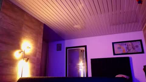 Snapshot of asmodeo_cox chatting on 8, 11, 2025 Asmodeo - online show from 8, 11, 2025