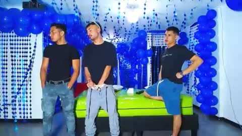 THOMAS AND DAMIAND online show from 13, 12, 2024