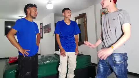 THOMAS AND DAMIAND online show from 17, 9, 2025