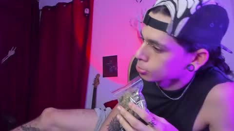 Snapshot of asmodeuszz chatting on 13, 12, 2024 asmodeuszz online show from 13, 12, 2024