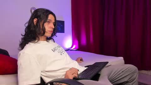 Snapshot of asmodeuszz chatting on 16, 2, 2025 asmodeuszz online show from 16, 2, 2025