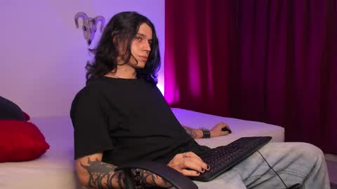 Snapshot of asmodeuszz chatting on 17, 2, 2025 asmodeuszz online show from 17, 2, 2025