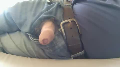 Will take commands from GuysWomenCouples etc online show from 24, 10, 2025