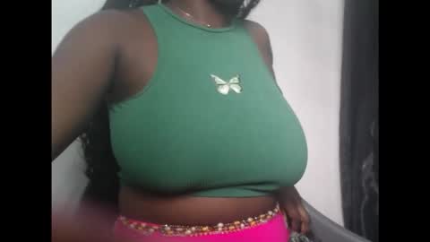 Snapshot of assnpussyx chatting on 6, 10, 2025 assnpussyx online show from 6, 10, 2025