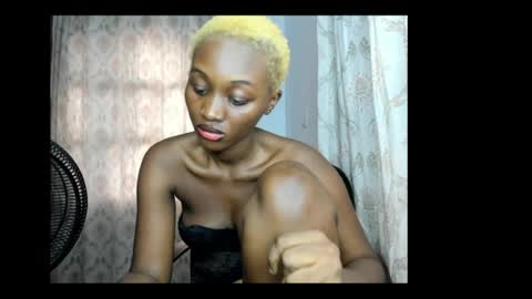 Assy girl25 online show from 3, 6, 2026