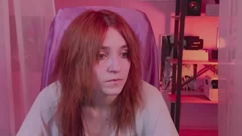 Snapshot of astra_lis chatting on 25, 9, 2025 Astra online show from 25, 9, 2025