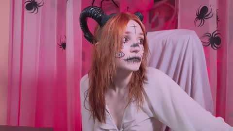 Snapshot of astra_lis chatting on 31, 10, 2025 Astra online show from 31, 10, 2025