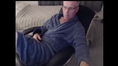 Snapshot of astrajman chatting on 9, 10, 2025 horny older online show from 9, 10, 2025