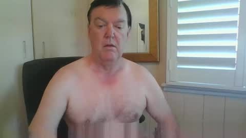 Snapshot of astute008 chatting on 1, 12, 2025 astute008 online show from 1, 12, 2025