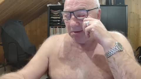 Snapshot of asusandy chatting on 13, 2, 2026 asusandy online show from 13, 2, 2026