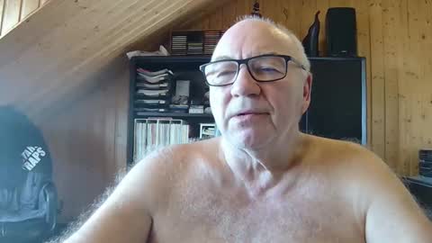 Snapshot of asusandy chatting on 20, 2, 2026 asusandy online show from 20, 2, 2026