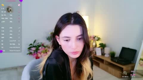 Asya online show from 17, 4, 2026