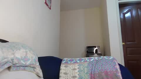 Snapshot of atara_seren chatting on 12, 6, 2026 atara_seren online show from 12, 6, 2026