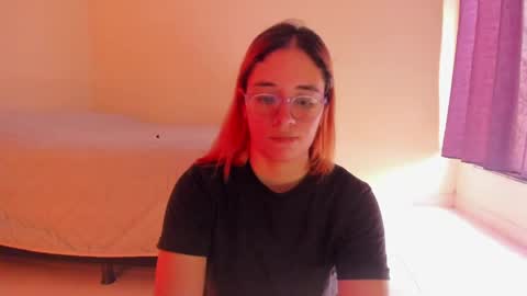 Snapshot of atenas__05 chatting on 19, 4, 2026 atenas online show from 19, 4, 2026