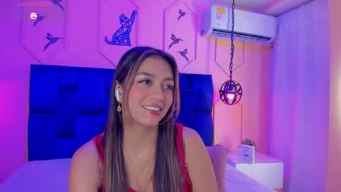 Snapshot of atenea_cute21 chatting on 2, 2, 2025 Athenea online show from 2, 2, 2025