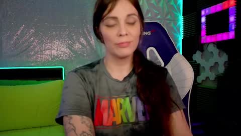 Snapshot of athenaautumn chatting on 22, 10, 2025 Athena Autumn online show from 22, 10, 2025