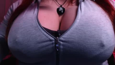 Snapshot of athenamatrix chatting on 23, 11, 2025 Athena formerly loverinsecret online show from 23, 11, 2025