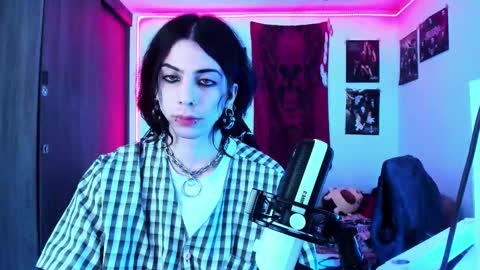 Snapshot of atheneoo_ chatting on 9, 10, 2025 athenauwu online show from 9, 10, 2025